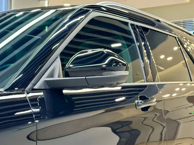 Ford Explorer — Фото автомобиля 11