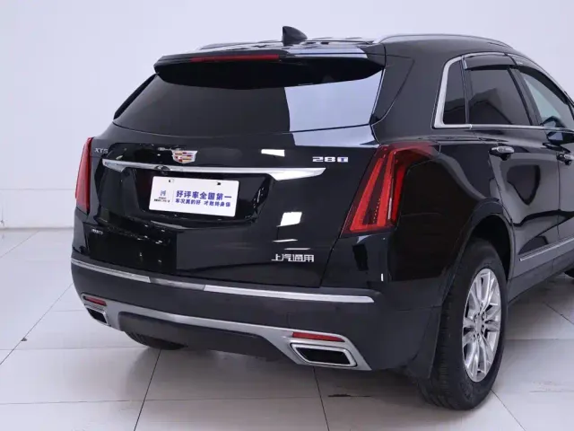 Cadillac XT5 — Фото автомобиля 8