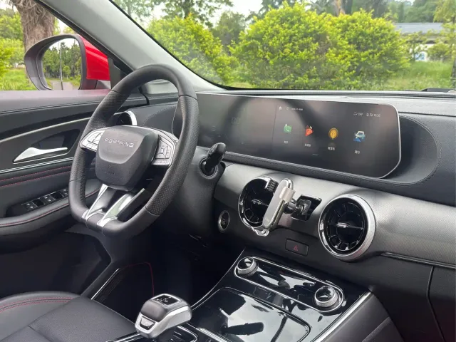 Forthing T5 Evo — Фото автомобиля 15