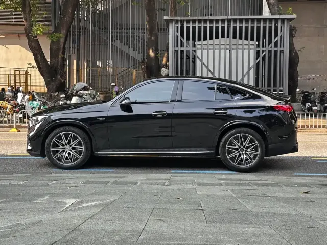 Mercedes-Benz GLC Coupe AMG — Фото автомобиля 3