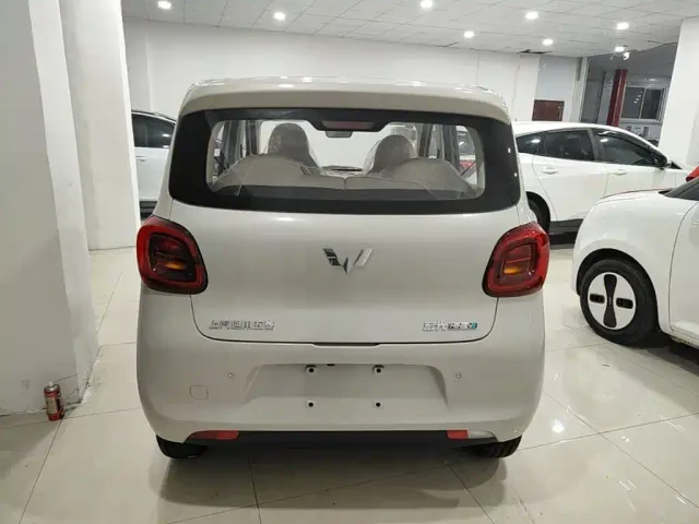 Wuling Hongguang Mini EV — Фото автомобиля 5