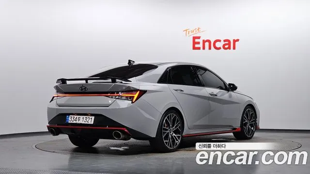 Hyundai AVANTE — Фото автомобиля 2