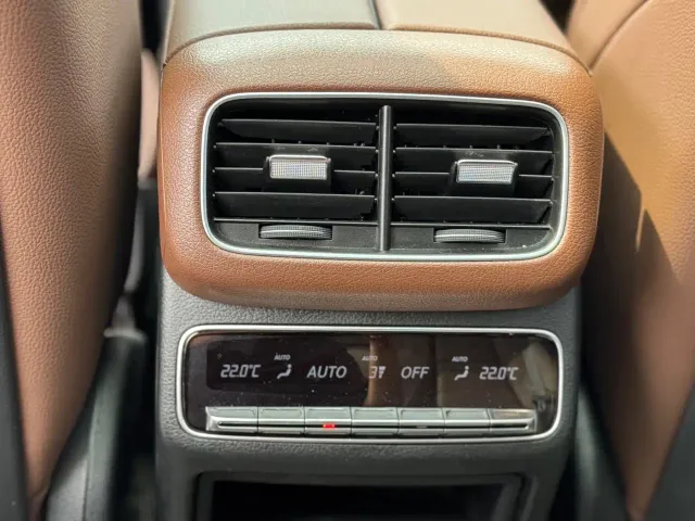 Mercedes-Benz GLE-Class — Фото автомобиля 16