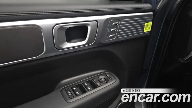 Hyundai Santafe Santa Fe (MX5) Бензин 2.5T 2WD — Фото автомобиля 24