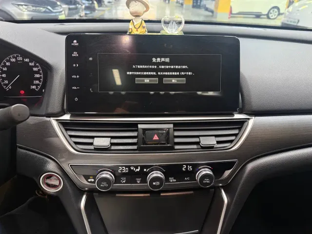 Honda Accord — Фото автомобиля 18