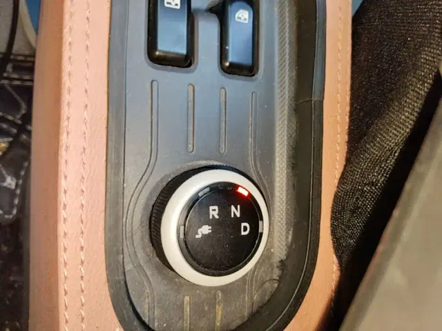 Wuling Hongguang Mini EV — Фото автомобиля 13