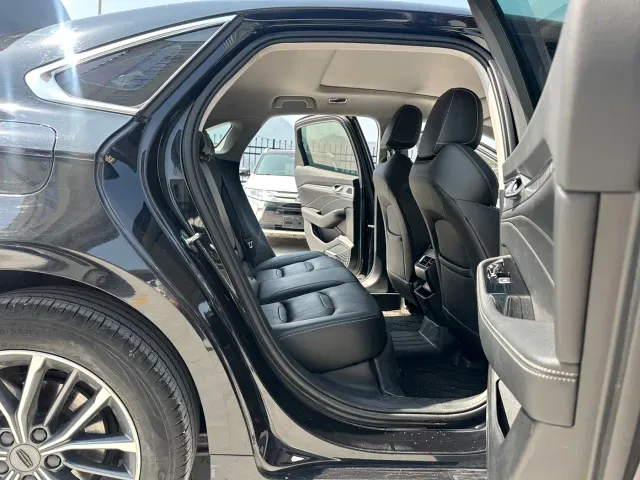 Geely Xingrui — Фото автомобиля 12