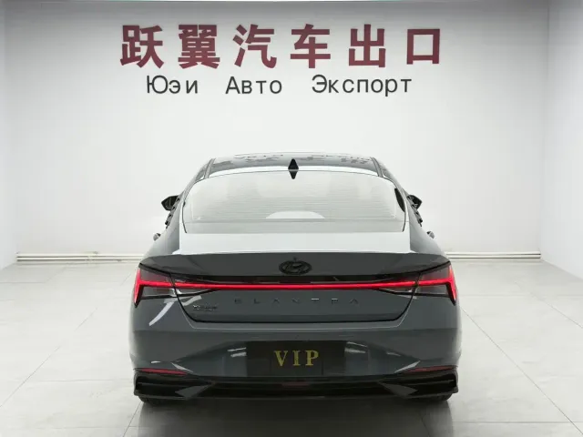 Hyundai Elantra — Фото автомобиля 4