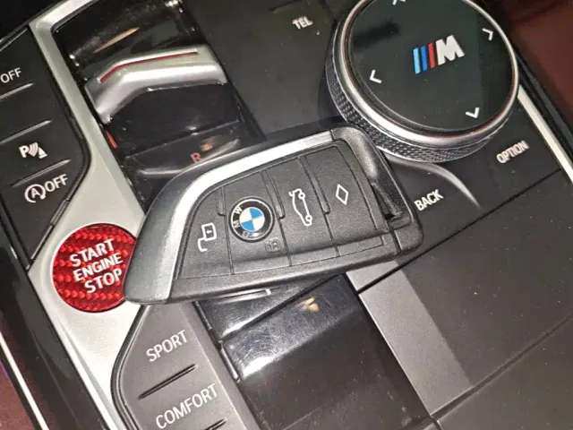 BMW 3 Series — Фото автомобиля 8
