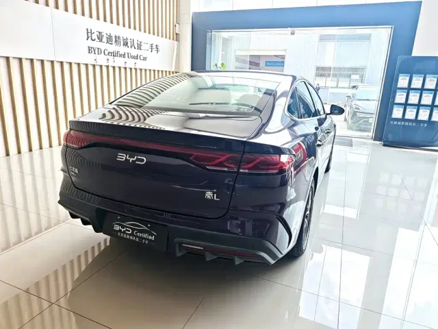 BYD Qin L — Фото автомобиля 13