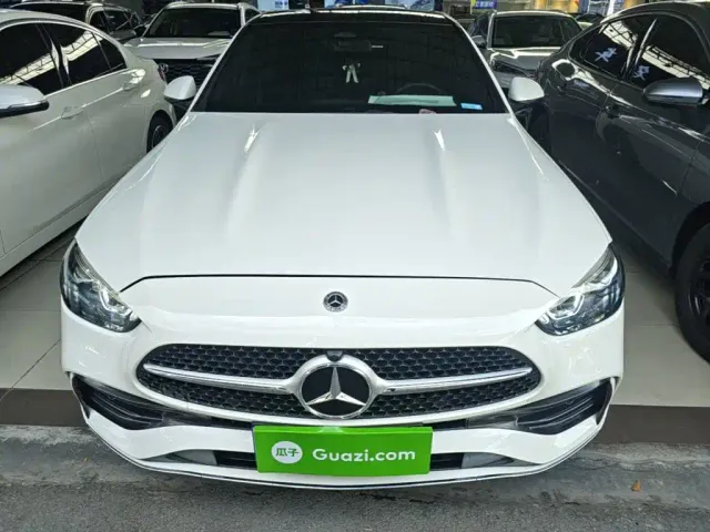Mercedes-Benz C-Class — Фото автомобиля 2