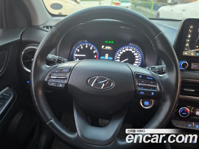 Hyundai Kona Новый Kona Бензин 1.6 Turbo 4WD — Фото автомобиля 13