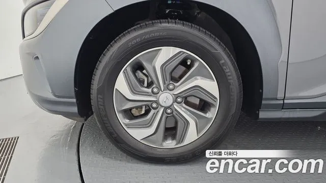 Hyundai Kona Новый Kona Гибрид Modern — Фото автомобиля 5