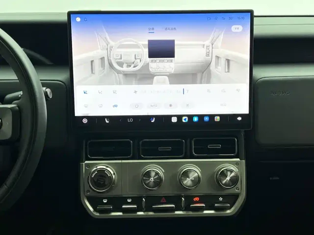 iCAR V23 — Фото автомобиля 21