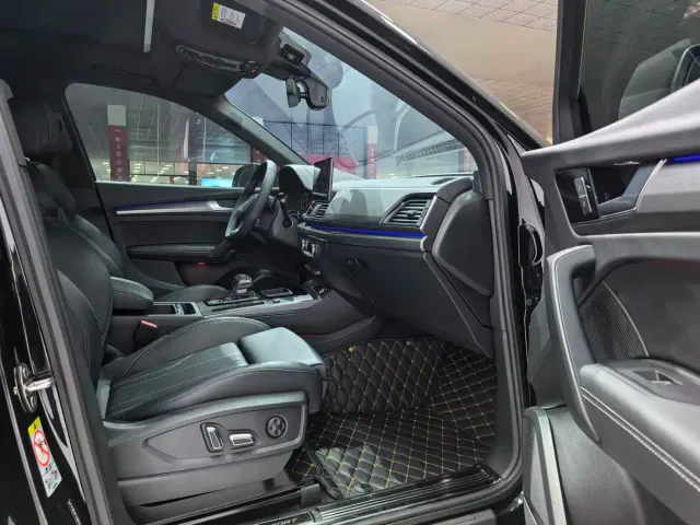 Audi Q5L — Фото автомобиля 11