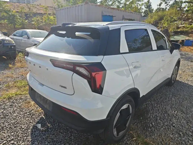Geely Geometry E Firefly — Фото автомобиля 6