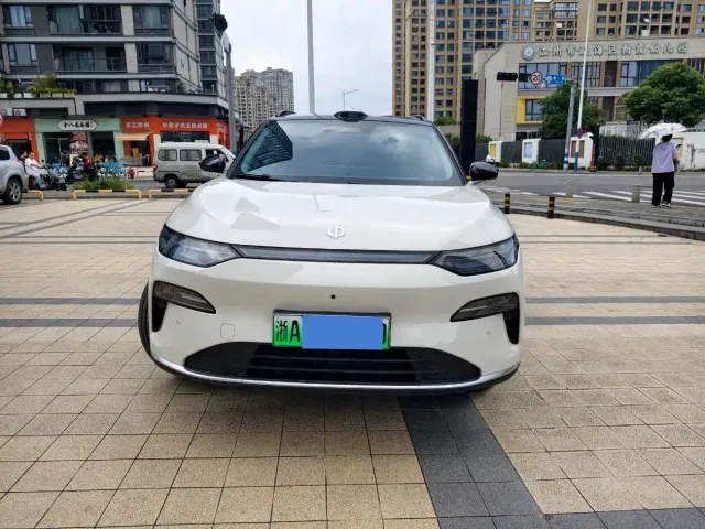 Leapmotor C11 — Фото автомобиля 2
