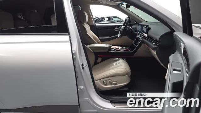 Genesis GV80 — Фото автомобиля 16