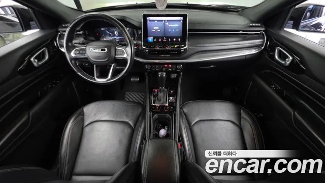 Jeep Compass — Фото автомобиля 7