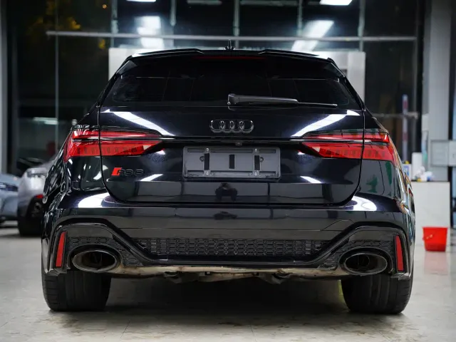 Audi RS 6 — Фото автомобиля 11