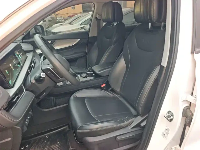 Chery Tiggo 8 PLUS — Фото автомобиля 14