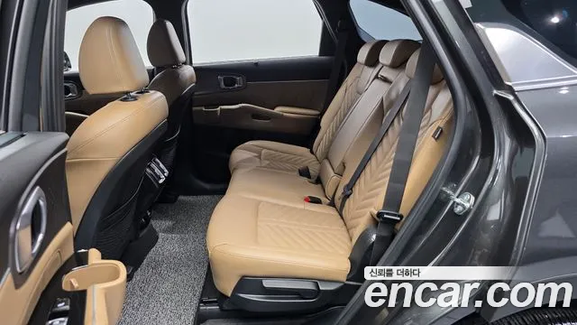 Kia Sorento Новый Sorento 4 поколение Бензин 2.5T 2WD — Фото автомобиля 23