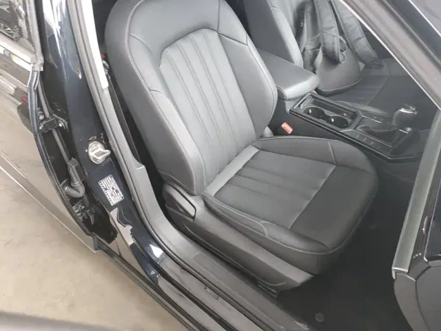 Volkswagen Passat — Фото автомобиля 24