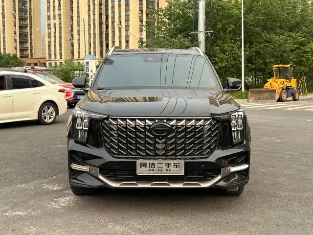 GAC Trumpchi GS8 — Фото автомобиля 2
