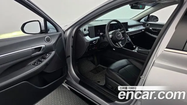 Hyundai Sonata — Фото автомобиля 15