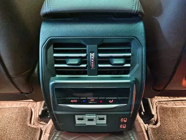 BMW 3 Series — Фото автомобиля 14