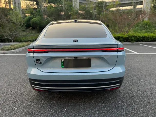 Nio EC6 — Фото автомобиля 6