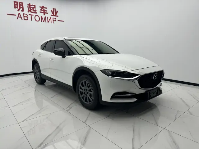 Mazda CX-4 — Фото автомобиля 3