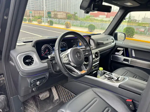 Mercedes-Benz G-Class — Фото автомобиля 12