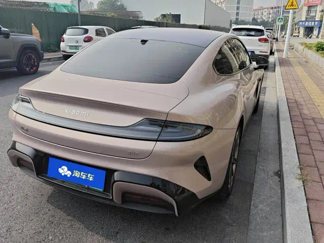 Xiaomi SU7 — Фото автомобиля 3