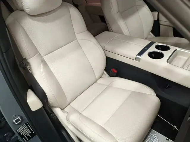 Li Auto L7 — Фото автомобиля 24