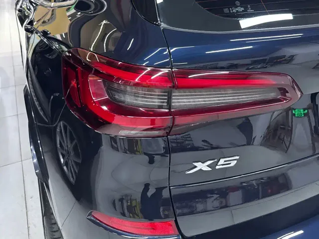 BMW X5 — Фото автомобиля 15