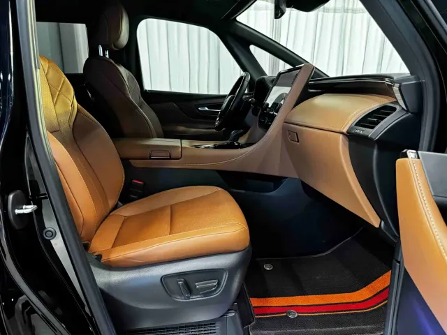 Toyota Vellfire — Фото автомобиля 8