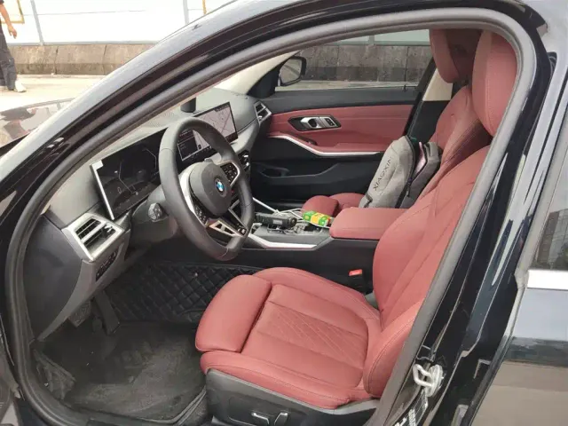 BMW 3 Series — Фото автомобиля 3