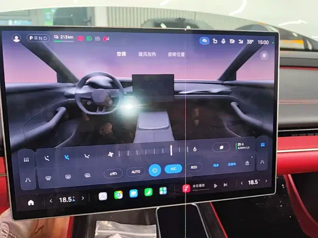 Xiaomi SU7 — Фото автомобиля 12