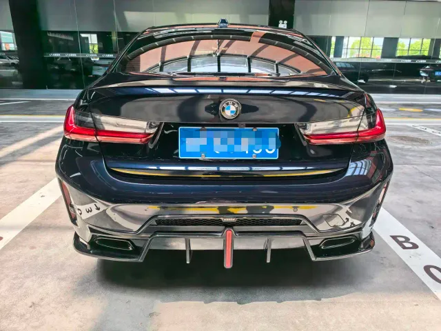 BMW 3 Series — Фото автомобиля 17