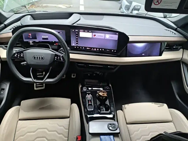 Audi Q6L e-tron — Фото автомобиля 9