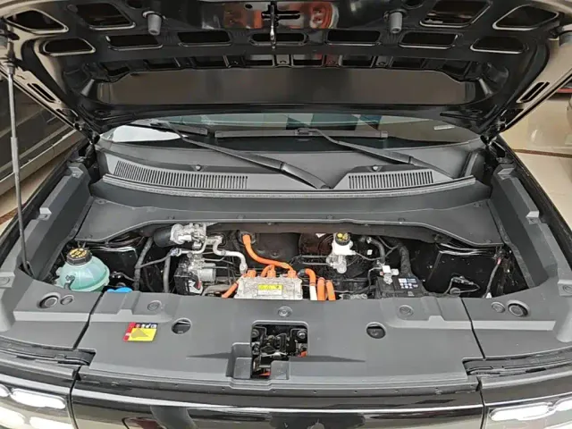 Baojun Yep Plus — Фото автомобиля 19