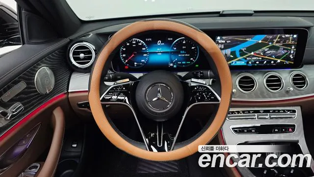 Mercedes-Benz E-Class E-класс W213 E350 4MATIC Exclusive — Фото автомобиля 12