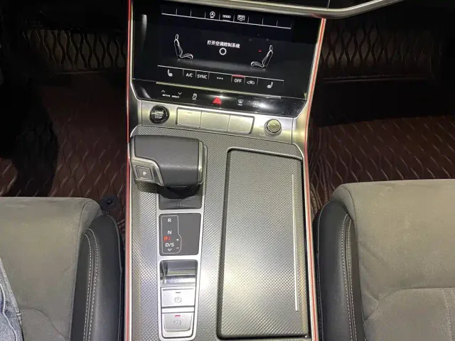 Audi A6L — Фото автомобиля 20