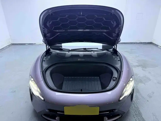 Xiaomi SU7 — Фото автомобиля 14