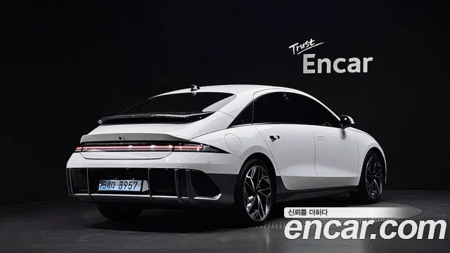 Hyundai Ioniq6 — Фото автомобиля 2