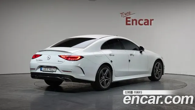 Mercedes-Benz CLS-Class — Фото автомобиля 2