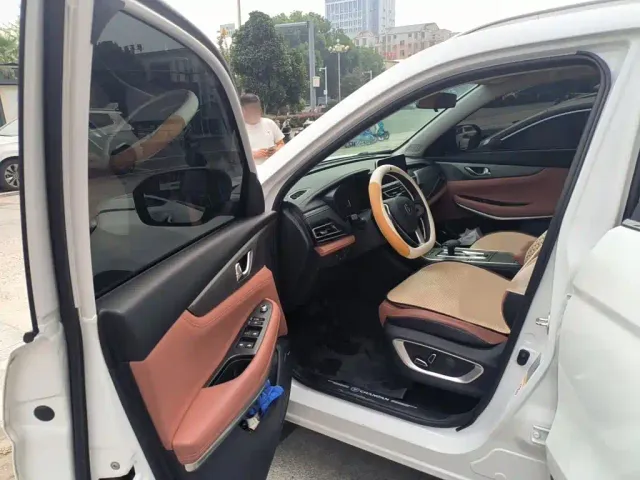 Changan CS75 — Фото автомобиля 13