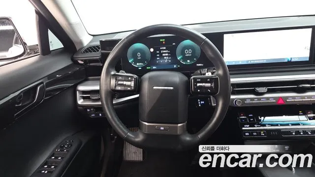 Hyundai Grandeur GN7 — Фото автомобиля 11