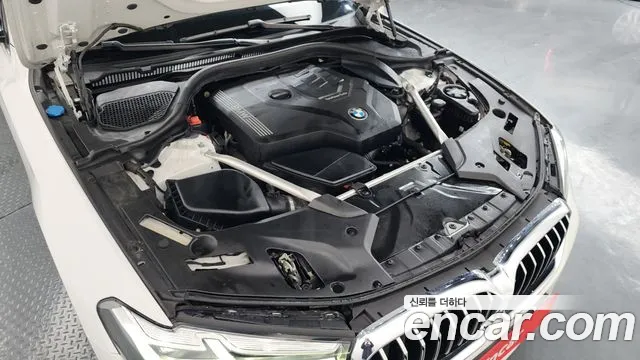 BMW 5-Series — Фото автомобиля 6
